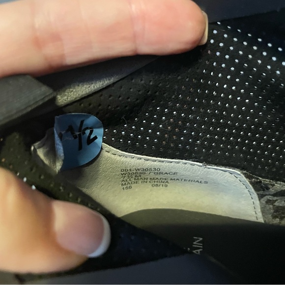 Ankle boots - Picture 3 of 3